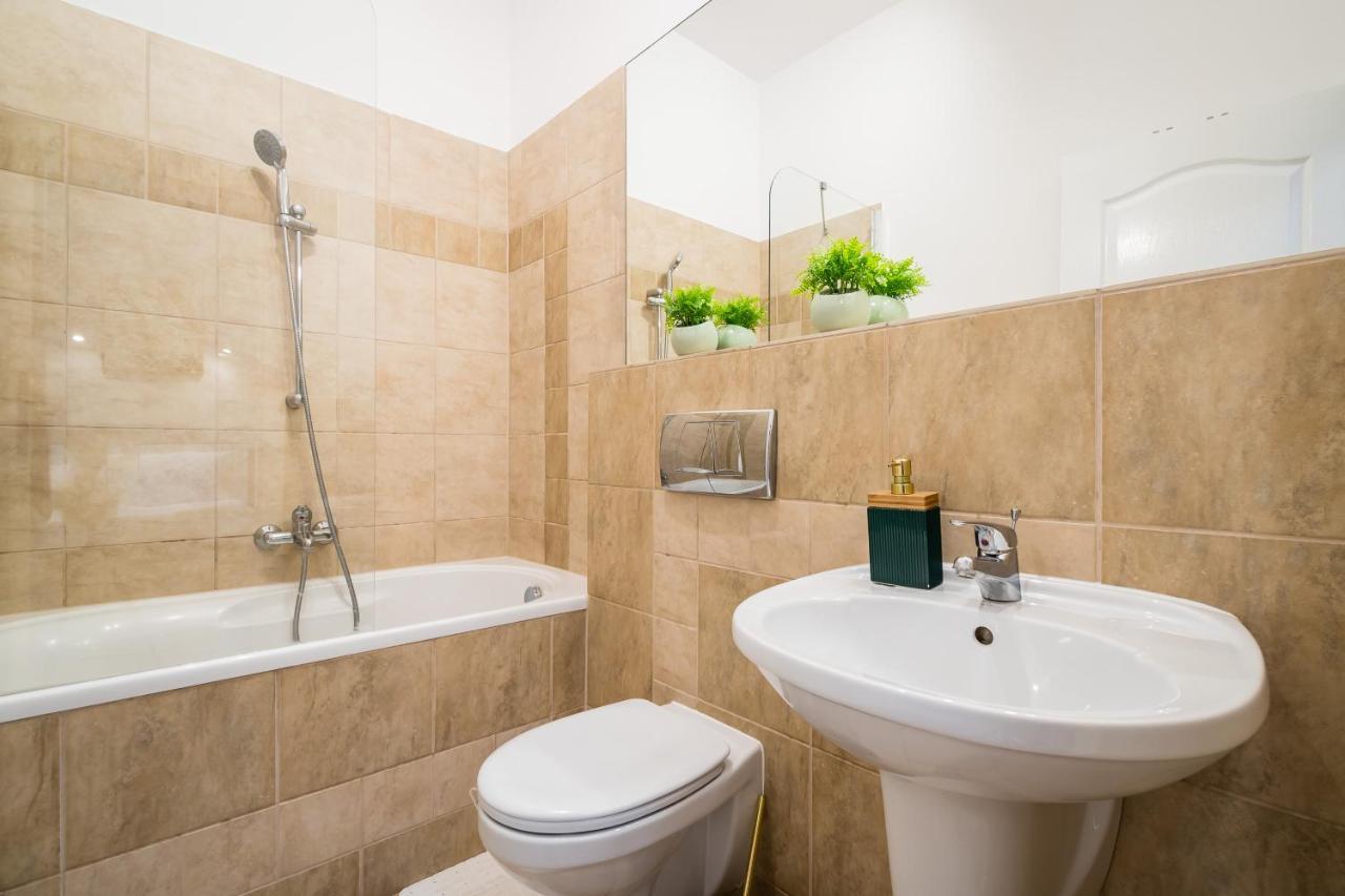 Royal City Apartment 2 Krasków Εξωτερικό φωτογραφία